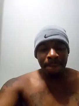 Snapshot of 007Giovani chatting on 04/12/26, 08:14 007Giovani online show from 04/12/26, 08:14