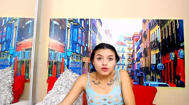 Snapshot of CristalLoren chatting on 02/12/25, 02:54 CristalLoren online show from 02/12/25, 02:54