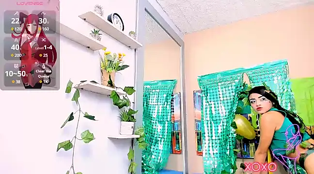 Snapshot of CristalLoren chatting on 03/15/25, 05:48 CristalLoren online show from 03/15/25, 05:48