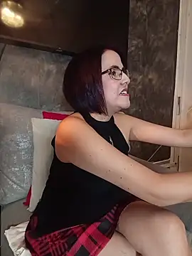 IsisBlake online show from 04/15/26, 03:02