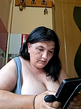 Snapshot of SexyNicool35 chatting on 07/20/26, 05:22 SexyNicool35 online show from 07/20/26, 05:22