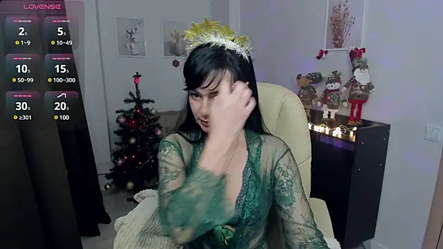 Snapshot of Julia__Frey chatting on 01/02/25, 08:46 Julia  Frey online show from 01/02/25, 08:46