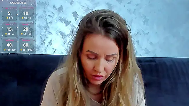 3lla Rose online show from 03/05/26, 07:54