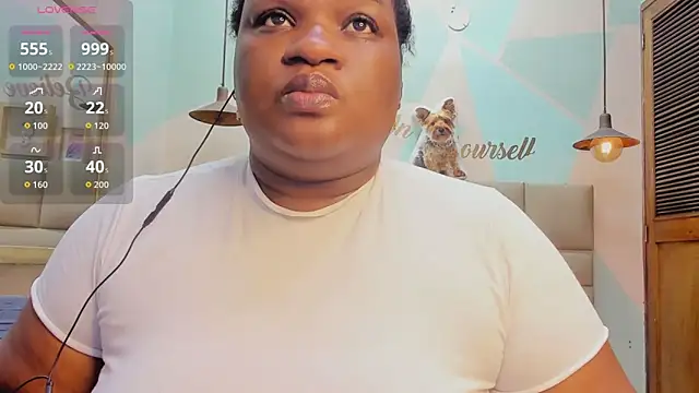 Snapshot of lilybaudyn_ chatting on 09/12/25, 12:22 lilybaudyn online show from 09/12/25, 12:22