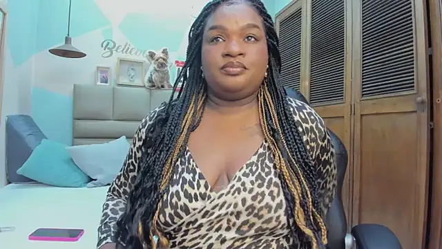 Snapshot of lilybaudyn_ chatting on 09/24/25, 12:25 lilybaudyn online show from 09/24/25, 12:25