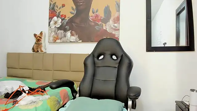 Snapshot of lilybaudyn_ chatting on 10/29/25, 05:58 lilybaudyn online show from 10/29/25, 05:58