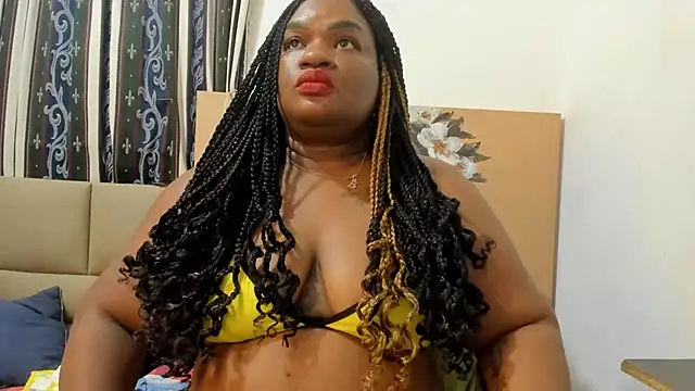 Snapshot of lilybaudyn_ chatting on 01/11/26, 04:01 lilybaudyn online show from 01/11/26, 04:01