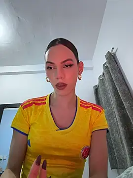 Snapshot of Carlita_cute chatting on 06/24/26, 02:10 Carlita cute online show from 06/24/26, 02:10