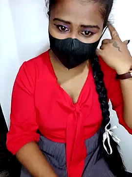 Snapshot of Sexy--queen1 chatting on 01/21/25, 09:35 Sexy--queen1 online show from 01/21/25, 09:35