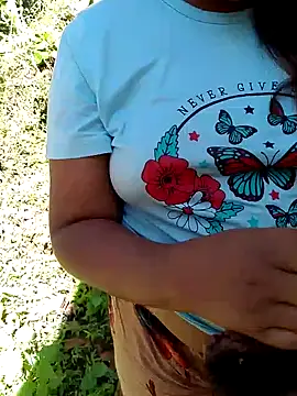 Snapshot of Sexy--queen1 chatting on 03/02/25, 04:50 Sexy--queen1 online show from 03/02/25, 04:50