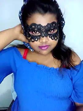 Snapshot of Sexy--queen1 chatting on 10/18/25, 05:25 Sexy--queen1 online show from 10/18/25, 05:25