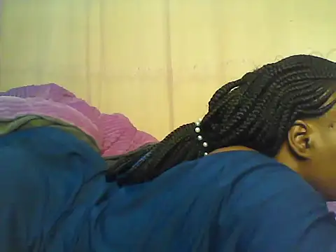 EBONYVANILLA02 online show from 10/27/25, 04:55