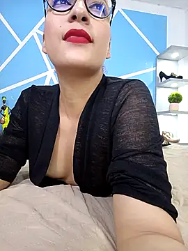 ValeryThunder online show from 02/15/25, 04:25