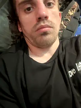 Snapshot of baby23boy chatting on 11/03/25, 08:32 baby23boy online show from 11/03/25, 08:32