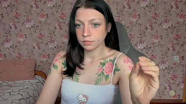Snapshot of Lolly_Haze chatting on 05/08/26, 03:34 Lolly Haze online show from 05/08/26, 03:34