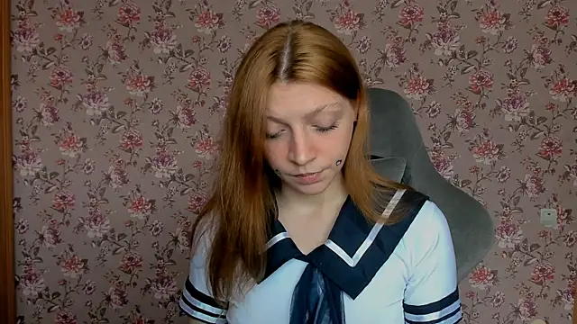 Snapshot of Lolly_Haze chatting on 06/12/26, 04:11 Lolly Haze online show from 06/12/26, 04:11