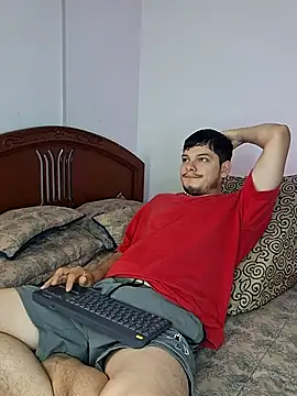  Ottis  online show from 04/05/26, 08:17