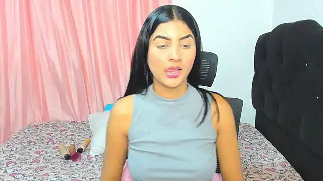 Snapshot of FalakRese chatting on 02/08/25, 08:21 FalakRese online show from 02/08/25, 08:21