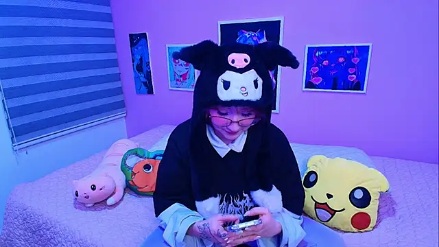 Miwa violet online show from 01/13/26, 03:45