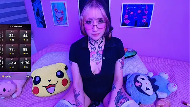 Miwa violet online show from 02/20/26, 06:26