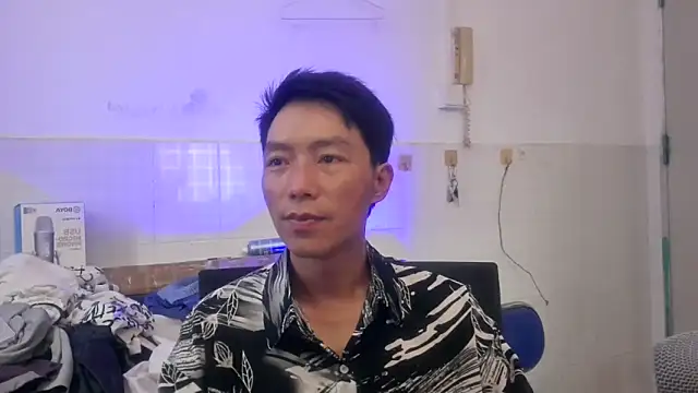 xhqds online show from 04/20/26, 07:22