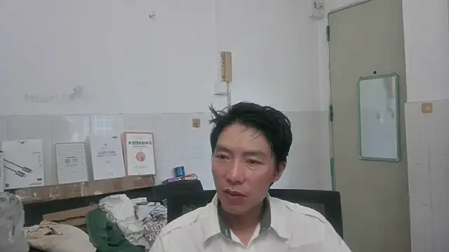 Snapshot of xhqds chatting on 07/02/26, 10:49 xhqds online show from 07/02/26, 10:49