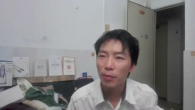 Snapshot of xhqds chatting on 07/05/26, 10:28 xhqds online show from 07/05/26, 10:28