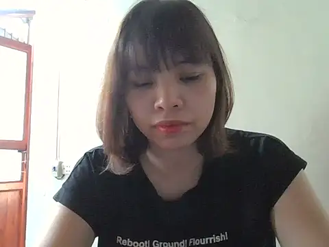 Angela-Eira online show from 10/26/25, 08:53