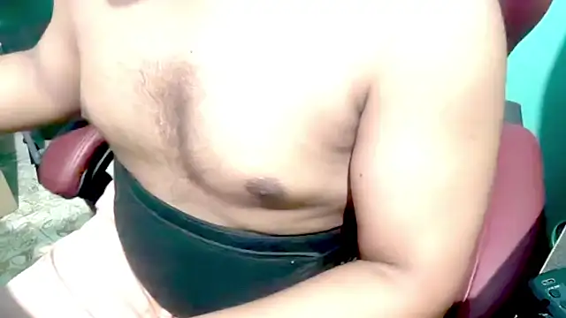Snapshot of telugu_boy_ chatting on 03/20/25, 02:21 telugu boy  online show from 03/20/25, 02:21