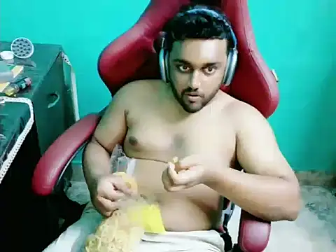 Snapshot of telugu_boy_ chatting on 10/03/25, 02:25 telugu boy  online show from 10/03/25, 02:25