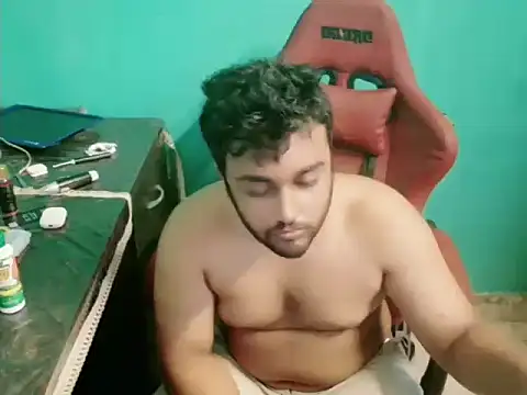 Snapshot of telugu_boy_ chatting on 10/21/25, 03:07 telugu boy  online show from 10/21/25, 03:07