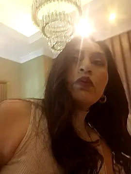 MonicaMoret online show from 02/07/25, 12:06