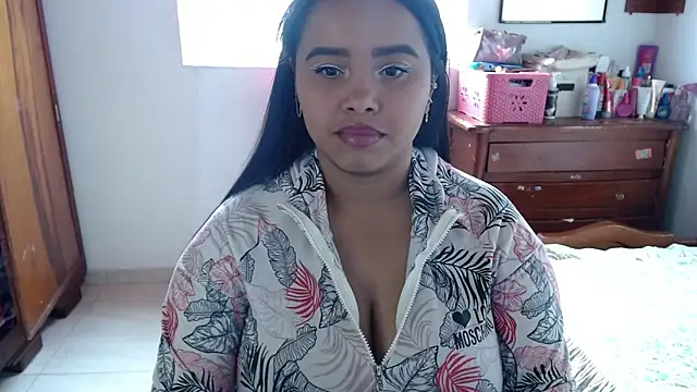 Snapshot of AINARA__STONE chatting on 12/27/24, 08:28 AINARA  STONE online show from 12/27/24, 08:28