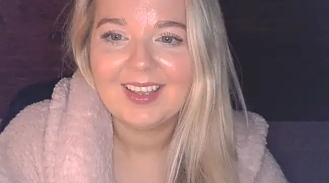 Snapshot of Jessica69G chatting on 01/11/25, 12:22 Jessica69G online show from 01/11/25, 12:22