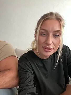 belle98 online show from 10/17/25, 01:35