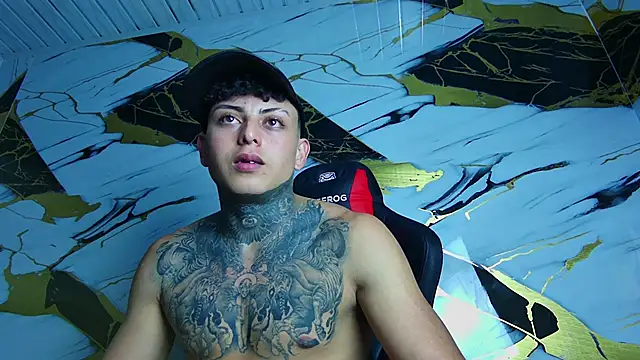 Kevin22 222 online show from 01/28/25, 03:57