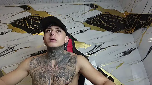 Kevin22 222 online show from 01/31/25, 02:04