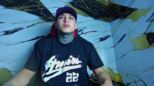 Kevin22 222 online show from 02/04/25, 03:00