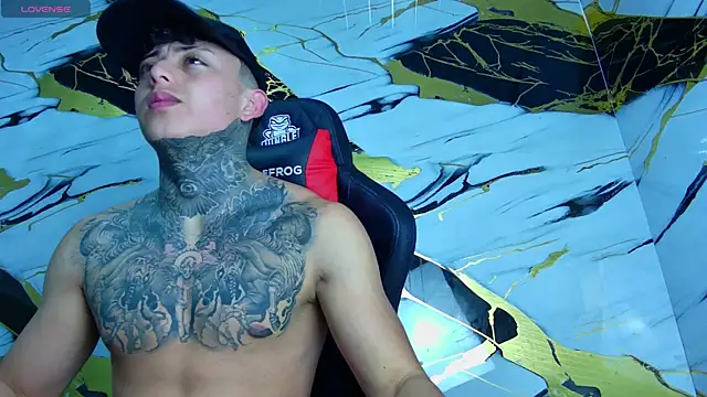 Kevin22 222 online show from 03/18/25, 03:53