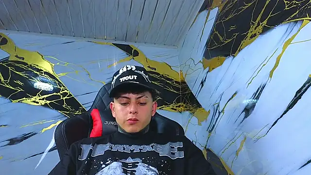 Kevin22 222 online show from 02/07/26, 06:06