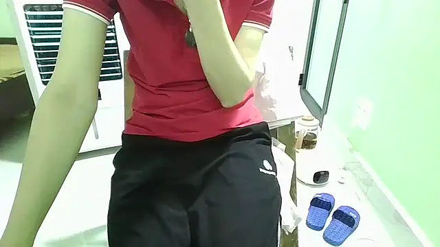 Luxcute286 online show from 09/25/25, 10:46