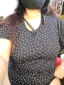 Snapshot of Tishani chatting on 03/14/26, 05:13 Tishani online show from 03/14/26, 05:13