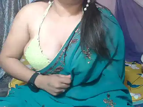 Manpreet cute online show from 03/01/25, 04:44