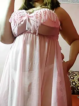 LoNa-daloua online show from 02/23/26, 08:39