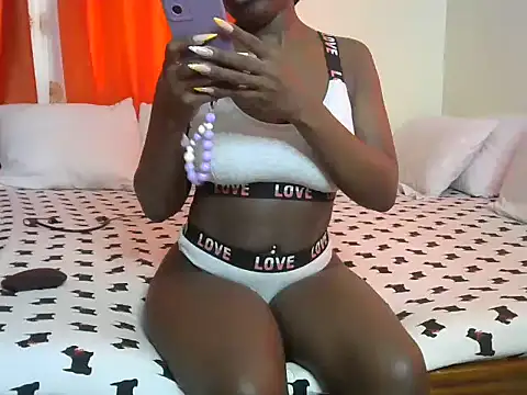 Nanaablack online show from 09/17/25, 10:17