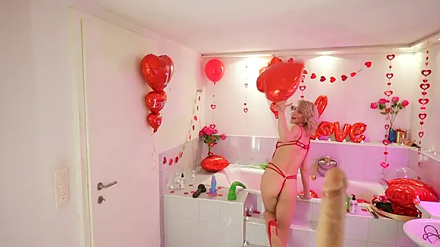 missdaisydiamond777 online show from 02/14/25, 02:02