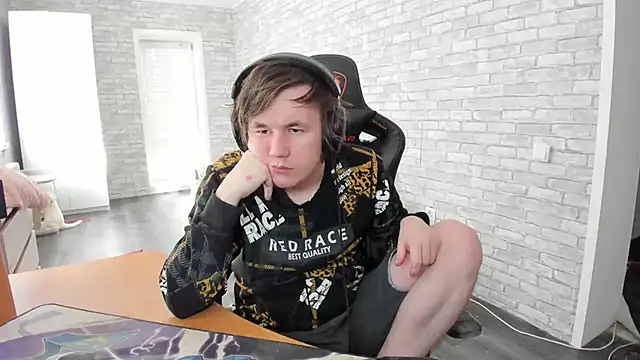 iliaskrislove online show from 03/11/25, 05:49