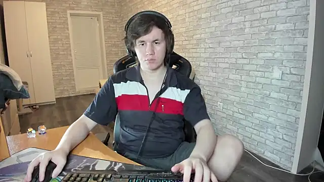 iliaskrislove online show from 03/20/25, 05:25