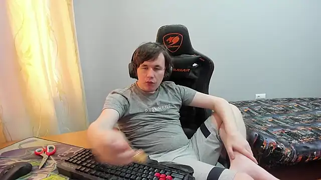 iliaskrislove online show from 09/16/25, 10:38