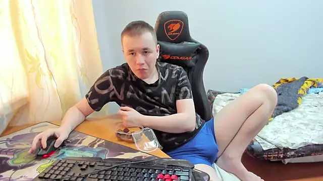 iliaskrislove online show from 10/08/25, 09:29